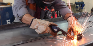 خدمات جوشکاری مهان فلز